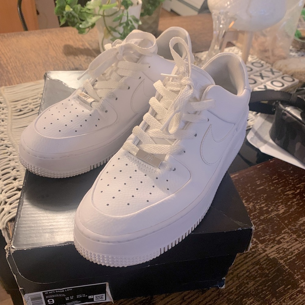 Nike Air Force 1 Sage Low (Platform)